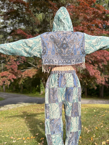 Cropped Kamaru Hoodie