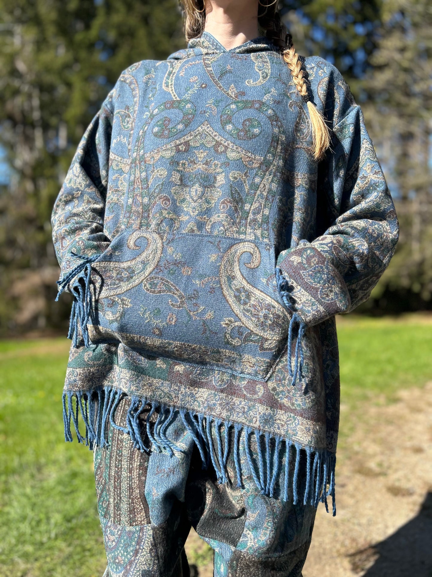 Kamaru Hoodie
