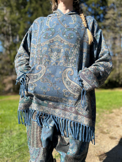 Kamaru Hoodie