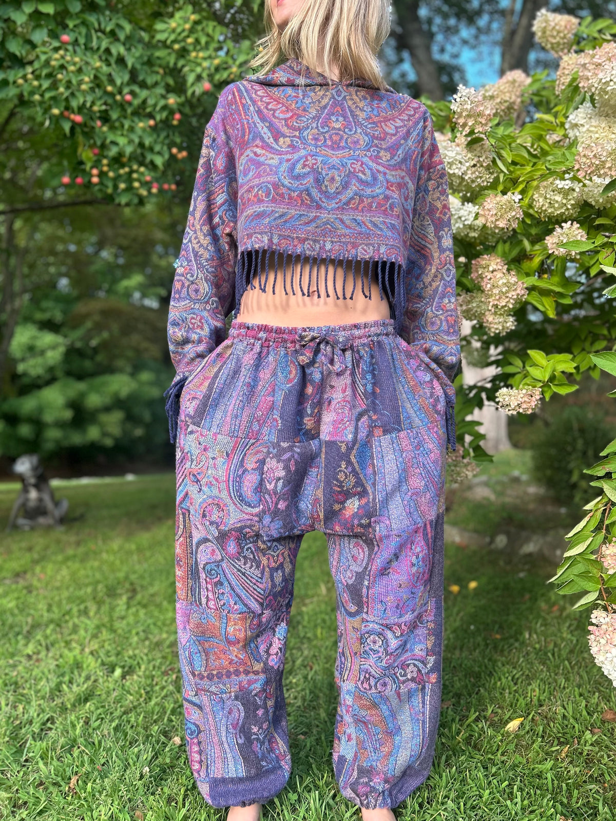 Cropped Kamaru Hoodie