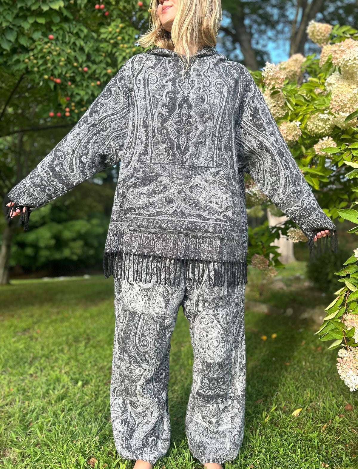 Kamaru Hoodie