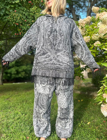 Kamaru Hoodie
