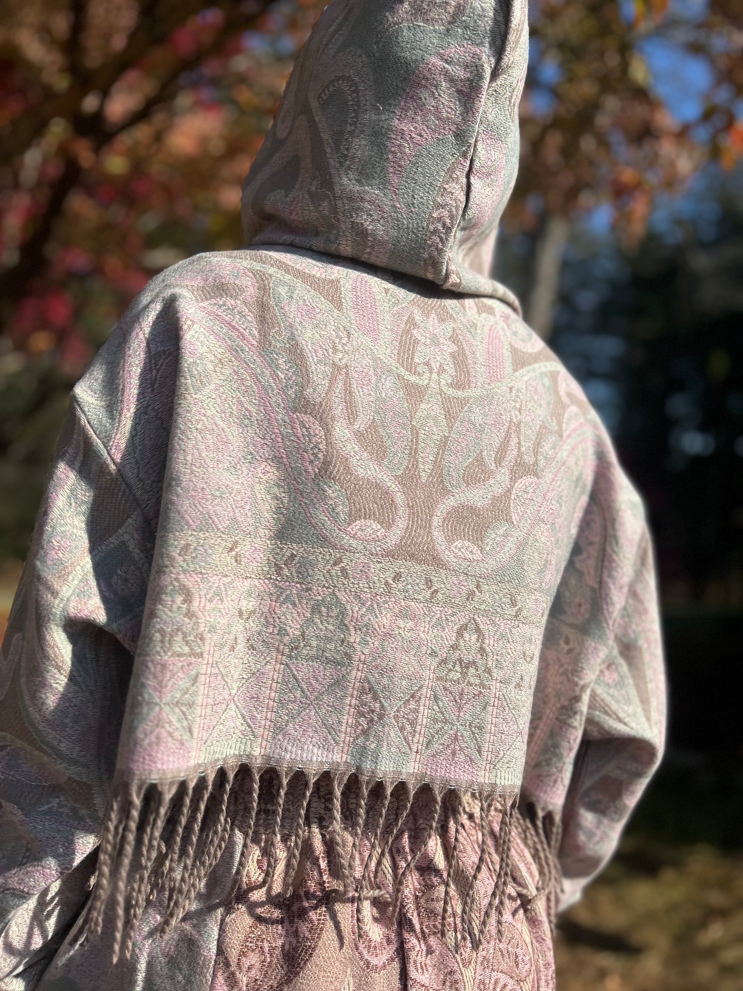 Cropped Kamaru Hoodie