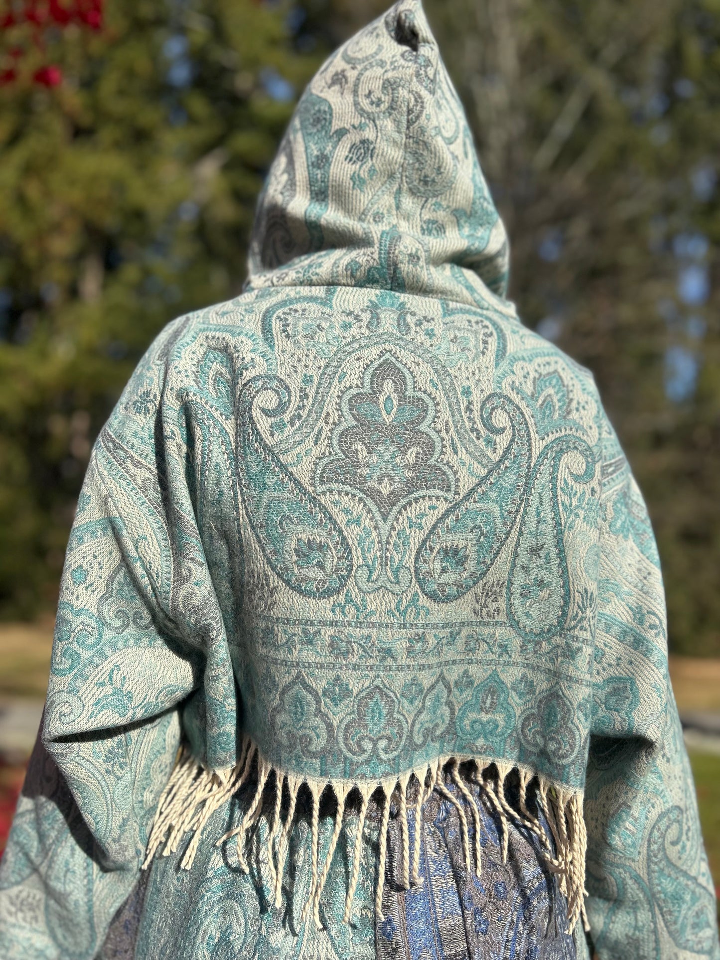 Cropped Kamaru Hoodie