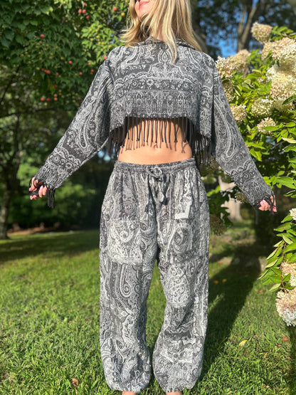 Cropped Kamaru Hoodie