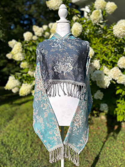 Cropped Pashmina Hoodie