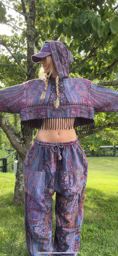 Cropped Kamaru Hoodie