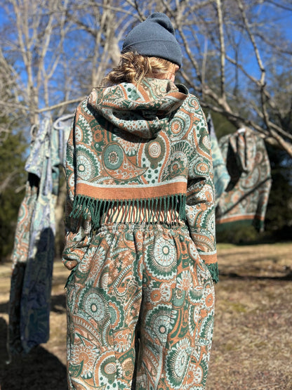 Cropped Kamaru Hoodie