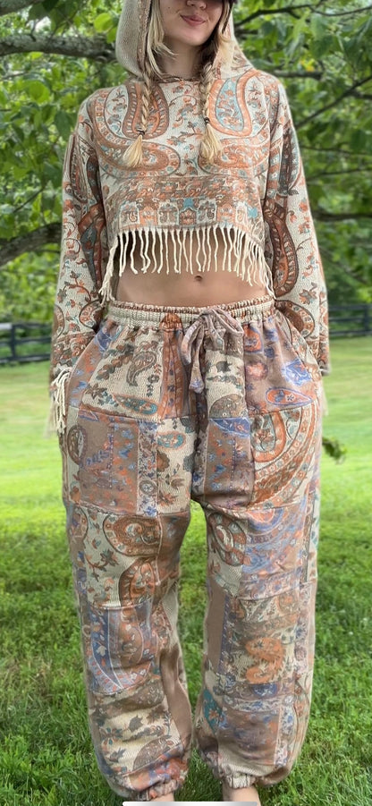 Cropped Kamaru Hoodie