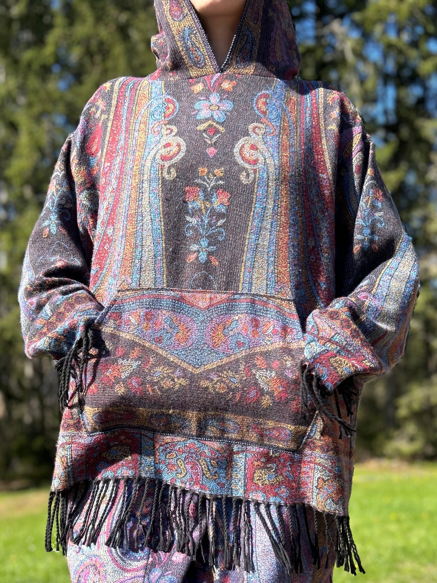 Kamaru Hoodie