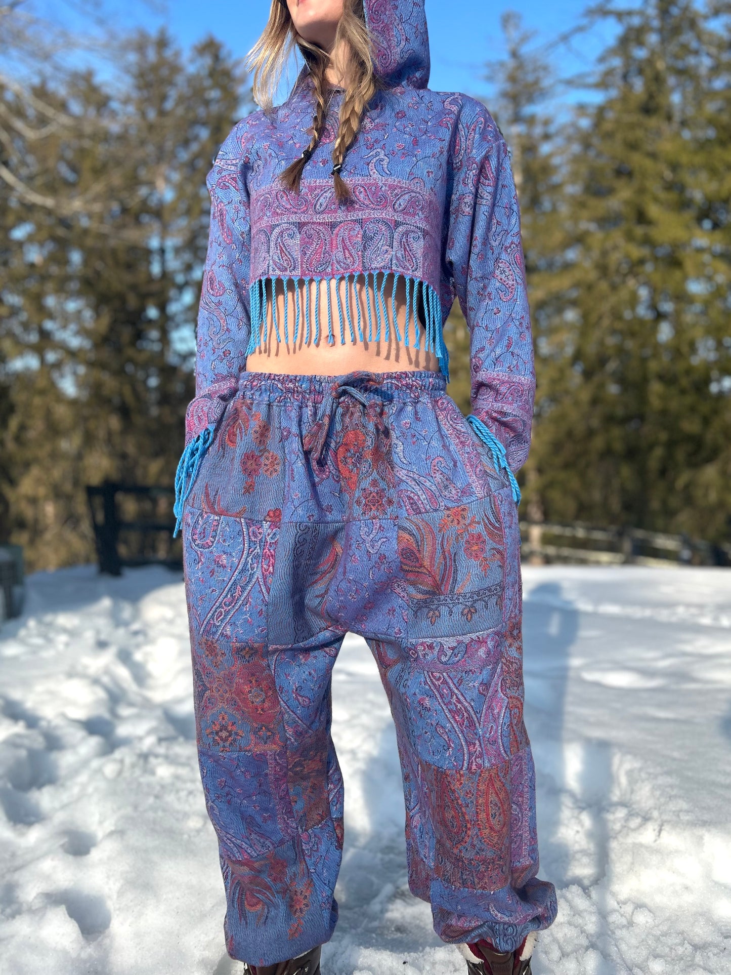 Cropped Kamaru Hoodie