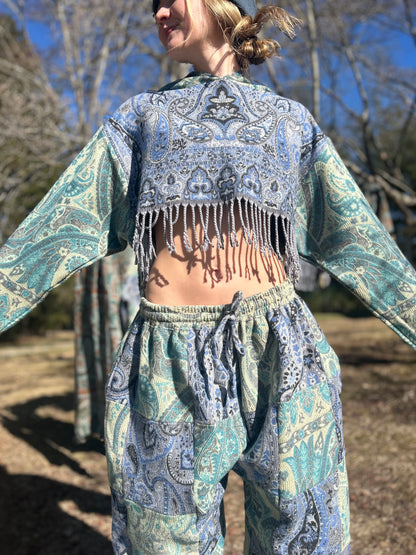 Cropped Kamaru Hoodie